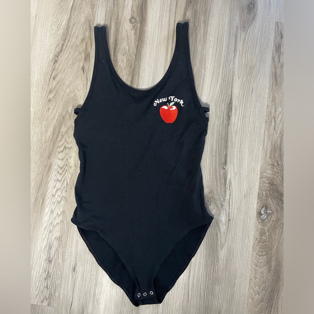 NWT PINK Victoria's Secret Black Tank Bodysuit New York Apple Size Small